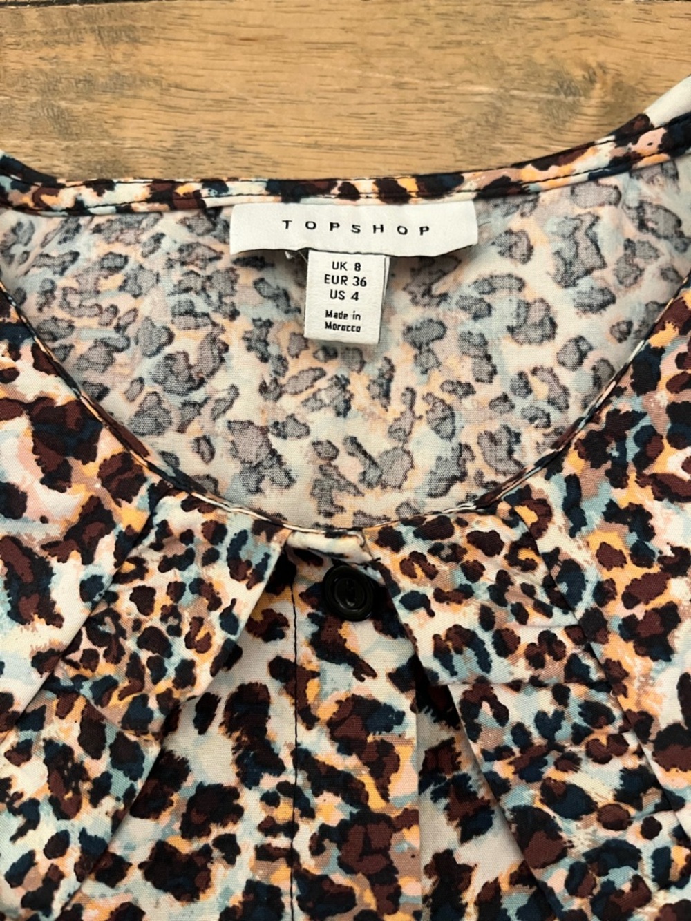 Topshop Leopard Peter Pan Collar Ruffle Blouse size 4 - Picture 6 of 15